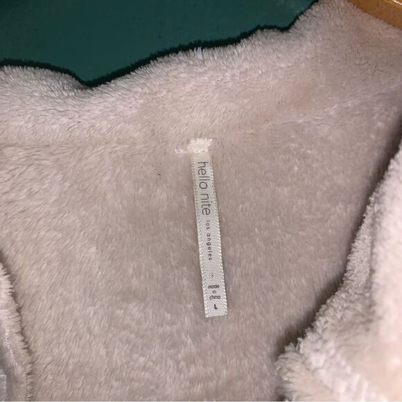 Hello nite fuzzy Shacket Cardigan Large - Picture 2 of 3